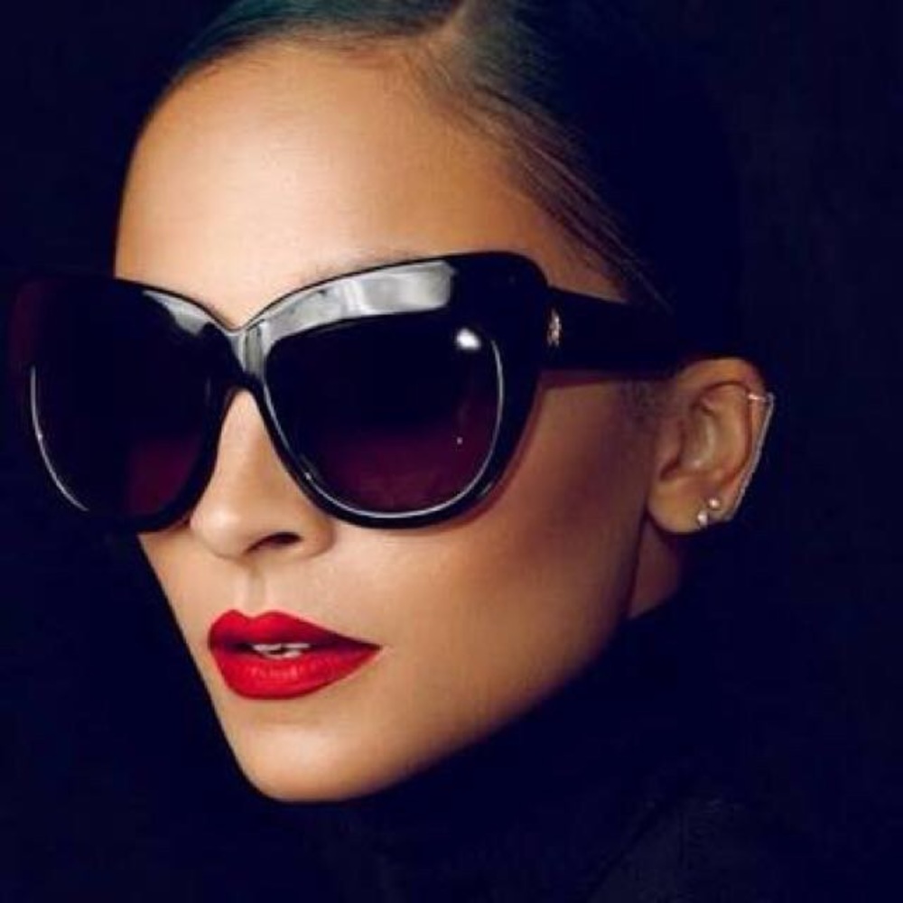 House of Harlow 1960 Black Sunglasses